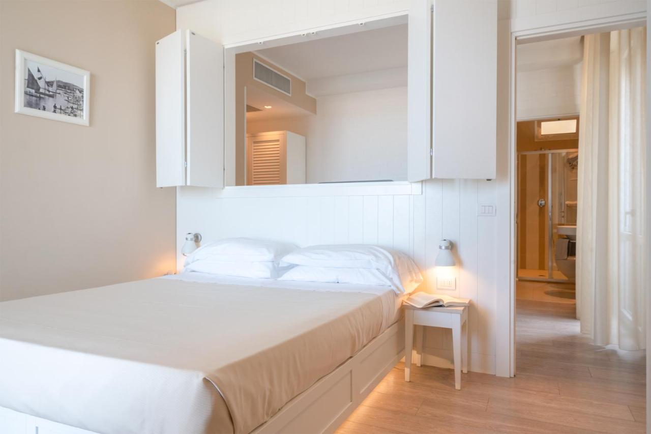 Hotel Bristol Каттоліка Екстер'єр фото