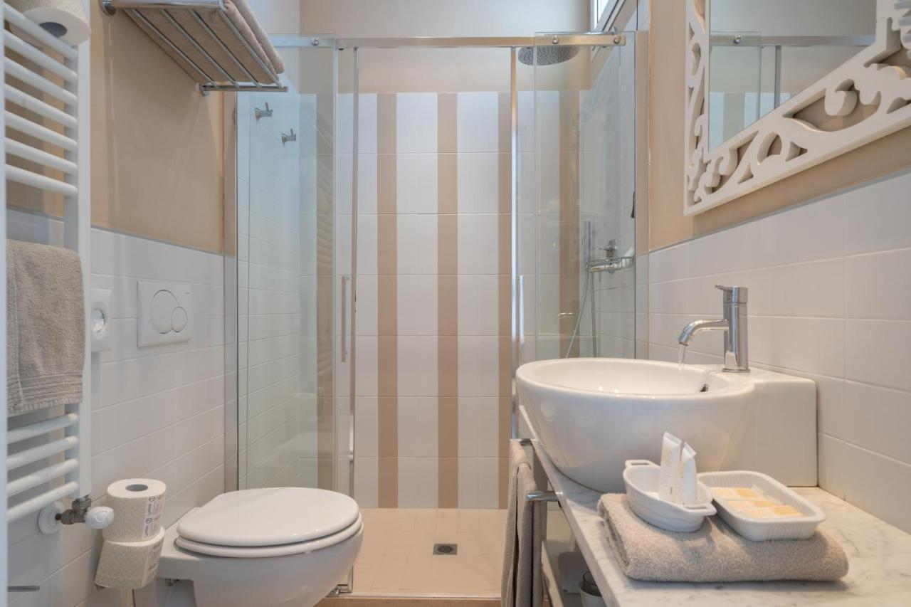Hotel Bristol Каттоліка Екстер'єр фото