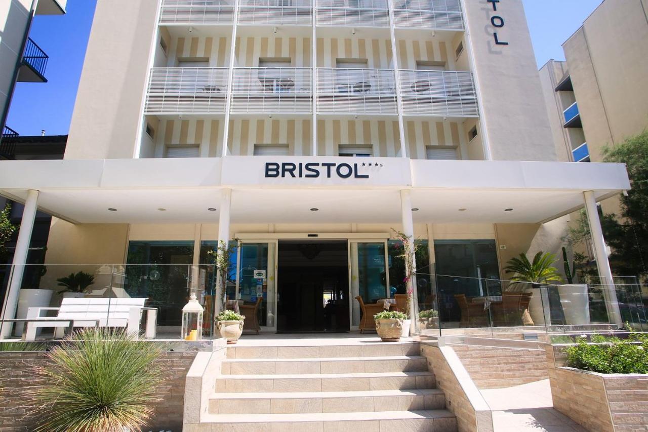 Hotel Bristol Каттоліка Екстер'єр фото